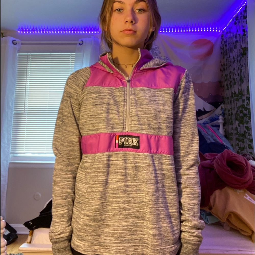 Half zip sweatshirt